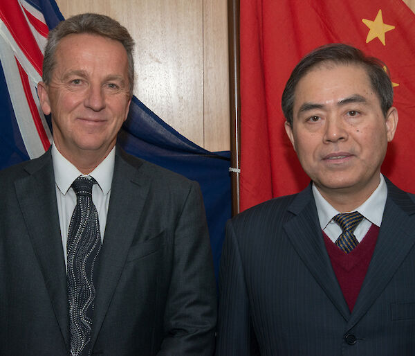 Dr Nick Gales with a Chinese representative at the joint Australia-China Committee meeting.