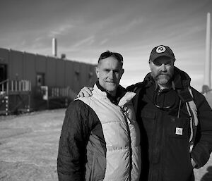 Black and white photo of the outgoing station leader Dave Roberts and incoming Dave Buller