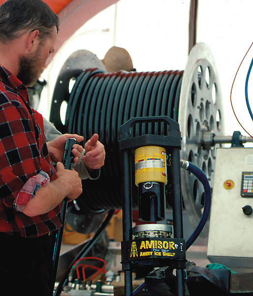 The hose reel and motor controller of the AMISOR hot water drill