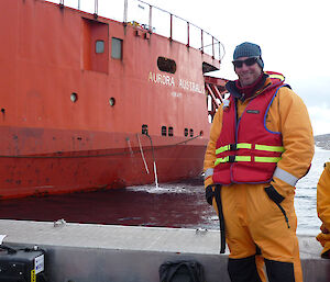 Catalyst photographer Kevin May departs the ship for Casey station.