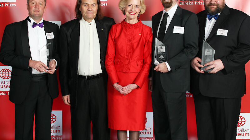 Recipients and presenters of the Sherman Eureka Prize for Environmental Research (L-R): Professor Hugh Possingham, Mr Brian Sherman AM, Governor General Her Excellency Ms Quentin Bryce AC, Dr Ian Ball, Mr Matthew Watts.