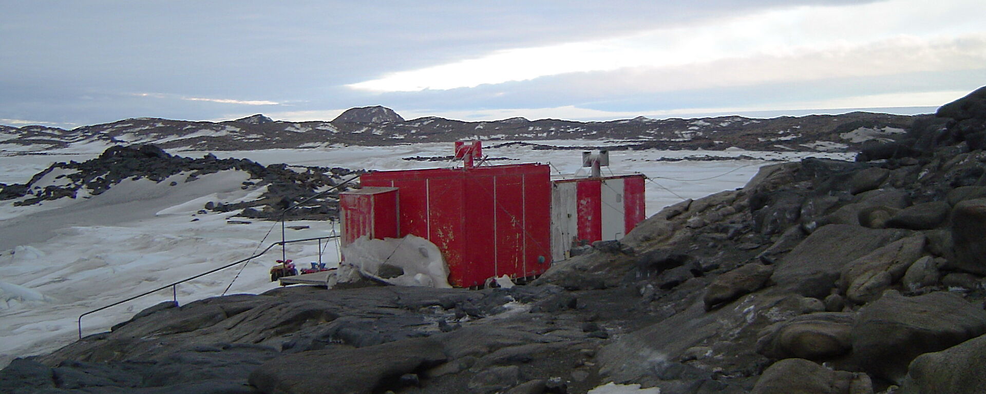 Brookes Hut overlooks spectacular Shirokaya Bay, in the Vestfold Hills, near Davis.