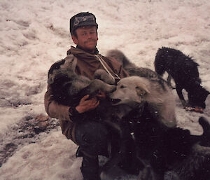 Expeditioner with huskies