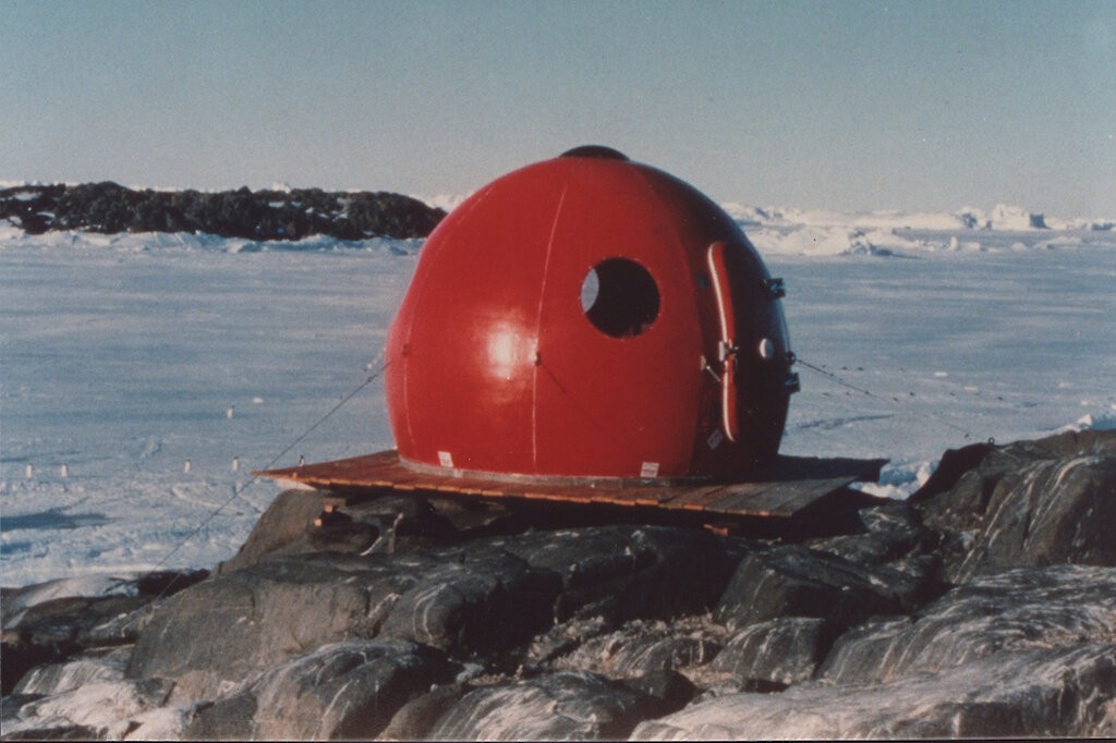 Igloo Satellite Cabins 25 years in Antarctica — Australian Antarctic