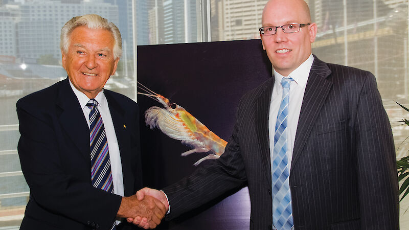 Former Australian Prime Minister Bob Hawke congratulates Dr Bruce Deagle, the first recipient of the RJL Hawke Postdoctoral Fellowship for Antarctic Environmental Science, in 2011.