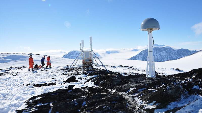 A GPS system similar to the one set to be deployed in East Antarctica for three years.