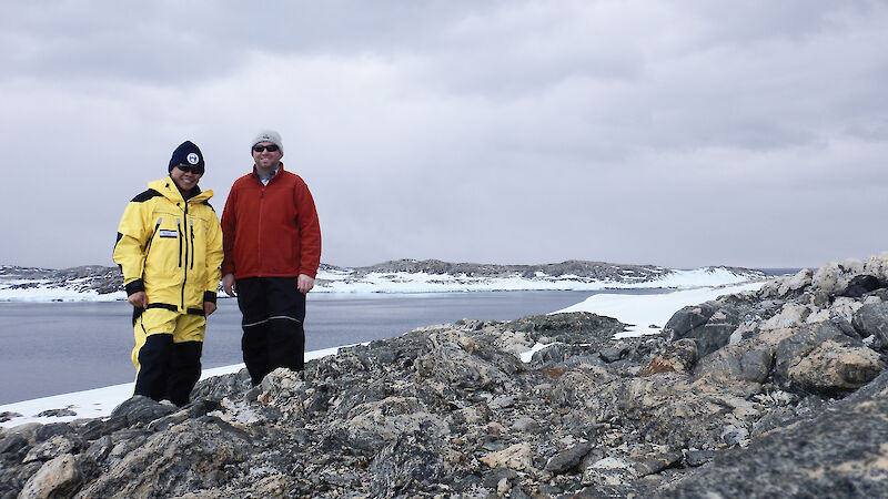 Medical student Felix Ho and his supervisor Dr Grant Jasiunas in Antarctica.