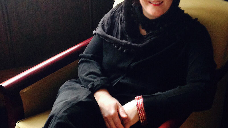 Jenny in her abaya and headscarf in Saudi Arabia.