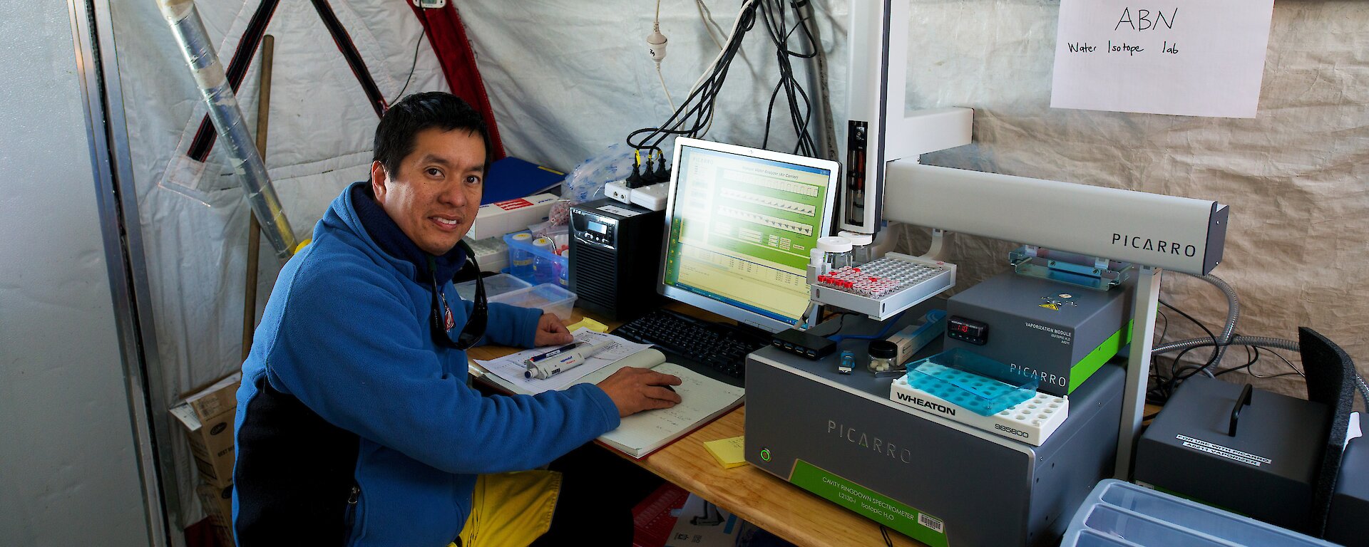 Dr Andrew Moy with the laser spectrometer used to measure oxygen isotopes