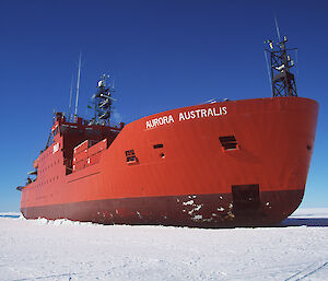 'Aurora Australis’ ship breaking through ice