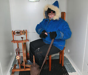 Marion practiced spinning in a variety of cold conditions before her trip south, including in this −18°C freezer.