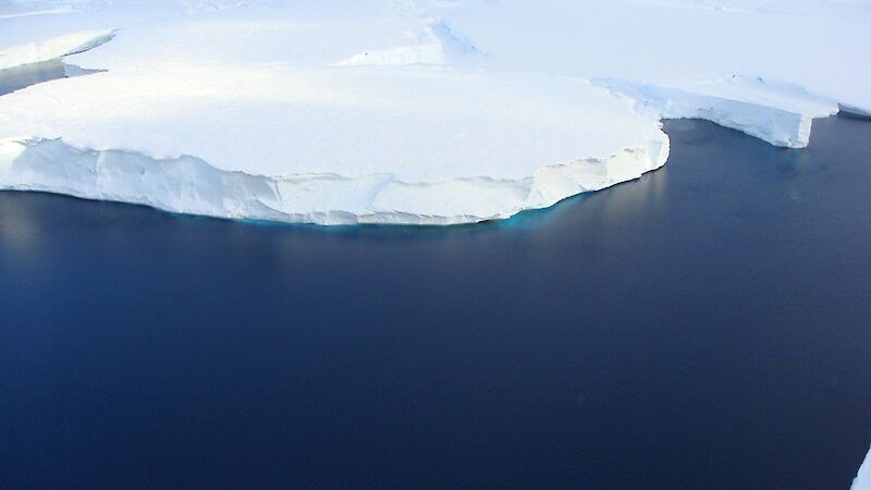 The calving front of the Totten Glacier ice shelf.