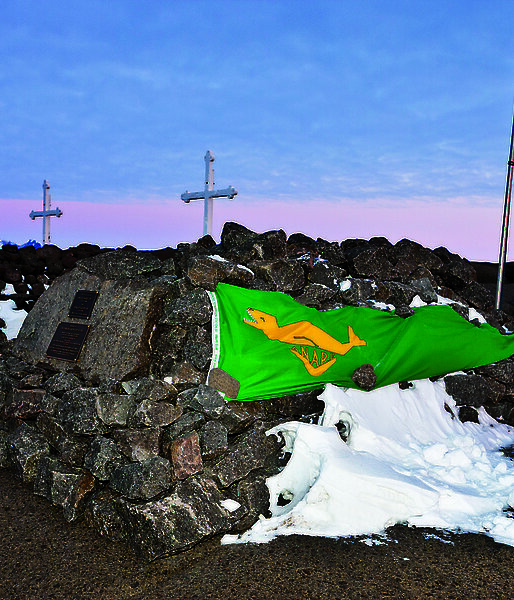 The final resting place of Phil and Nel Law’s ashes, alongside the graves of three other expeditioners who lost their lives in Antarctica.