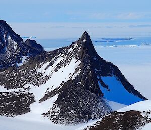 Looking north from Mt Elliot towards Fang/Parsons and the Mawson coast