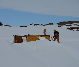Anders digging out the hut at Colbeck