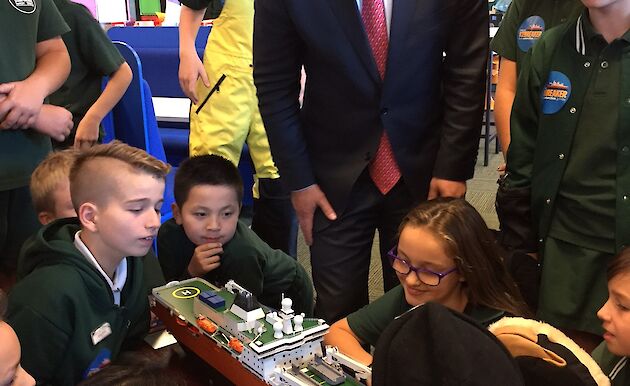 Frydenberg with kids