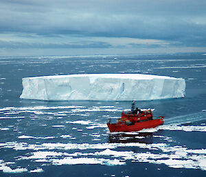 The Aurora Australis icebreaker ship