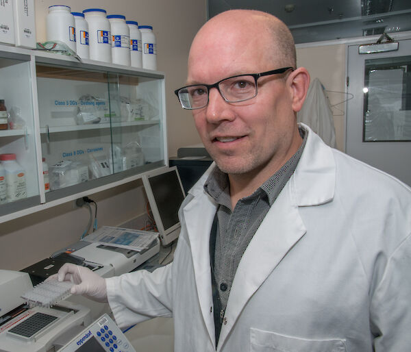 Dr Bruce Deagle in his laboratory.