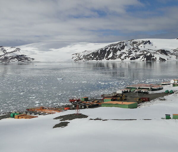 A group of temporary buildings used by the Brazilian Antarctic Program on the site of the old station destroyed by fire in 2012, at Admiralty Bay, King George Island.