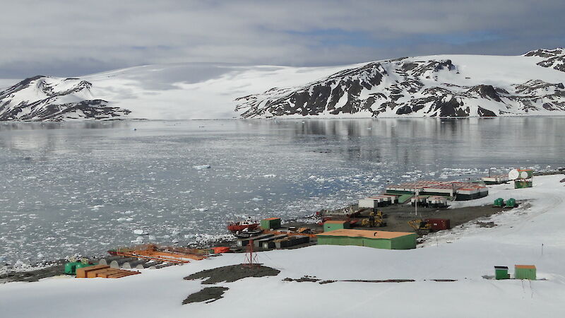 A group of temporary buildings used by the Brazilian Antarctic Program on the site of the old station destroyed by fire in 2012, at Admiralty Bay, King George Island.