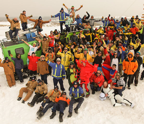 Casey station expeditioners celebrate New Year’s Eve