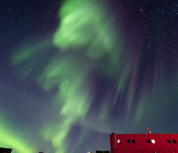 Aurora over Mawson station