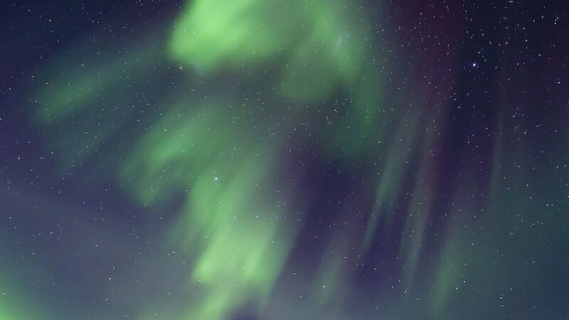 Aurora over Mawson station