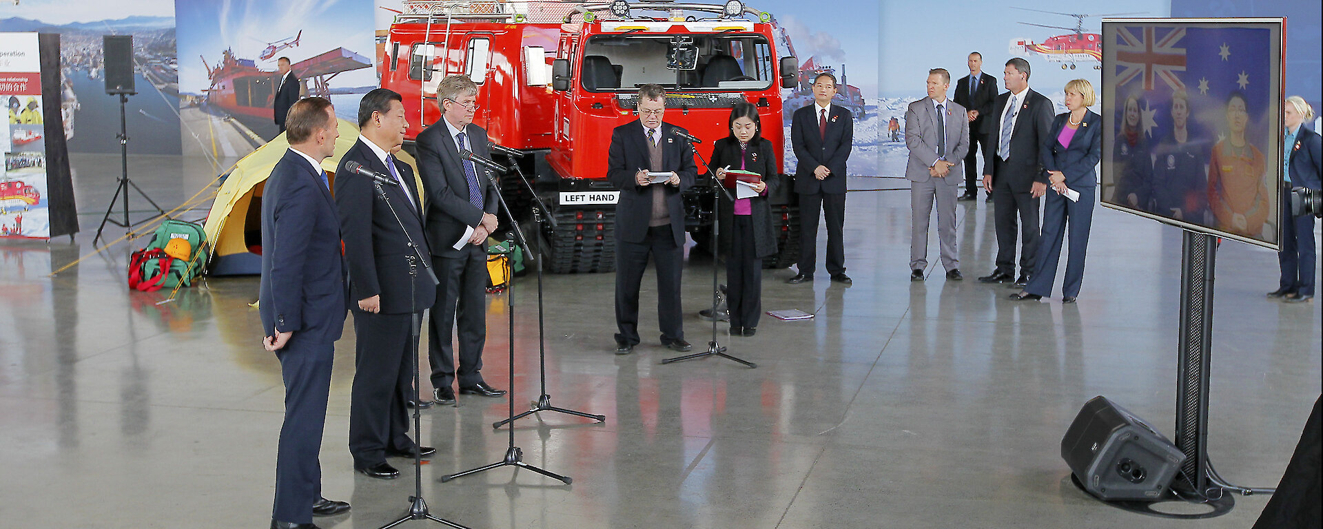 Prime Minister Abbott, President Xi and Dr Tony Fleming speak via video conference to expeditioners at Davis station in Antarctica