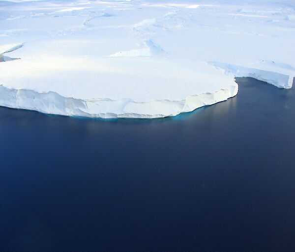 The calving front of the Totten Glacier ice shelf.