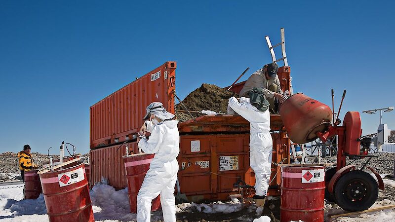 Casey station expeditioners working on remediation of the old Thala Valley tip site