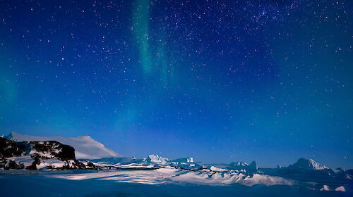 Antarctic night sky