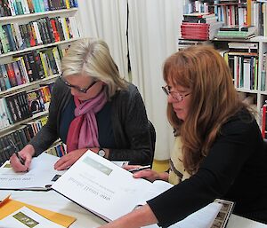 Alison Lester and Coral Tulloch at their book signing