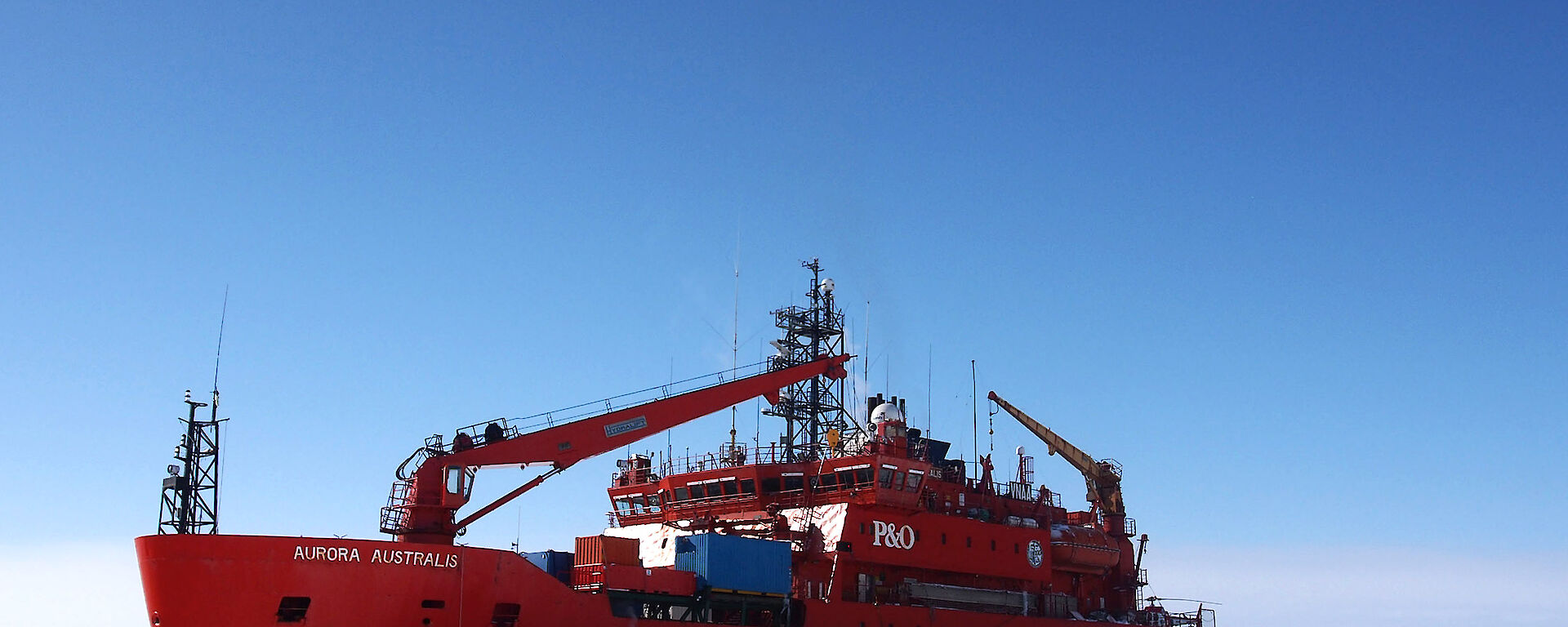 The ship in the ice