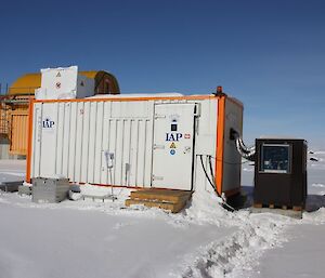 The shipping container housing the iron lidar at Davis.