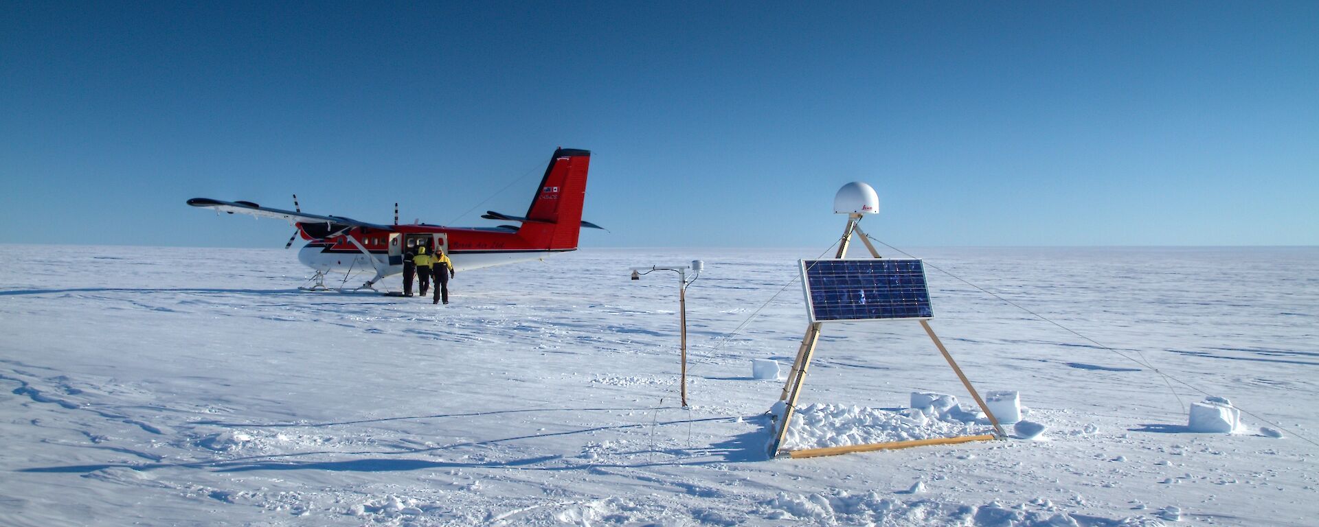 A Global Positioning System and meteorological site deployed to the south west of Law Dome.