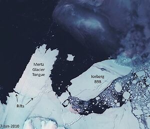 Iceberg B09B approaches the Mertz Glacier tongue