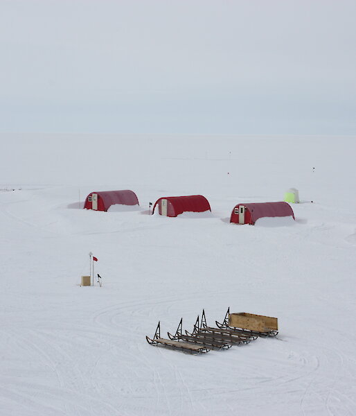 Some of the accommodation tents at the field camp (Photo: Andrew Moy)