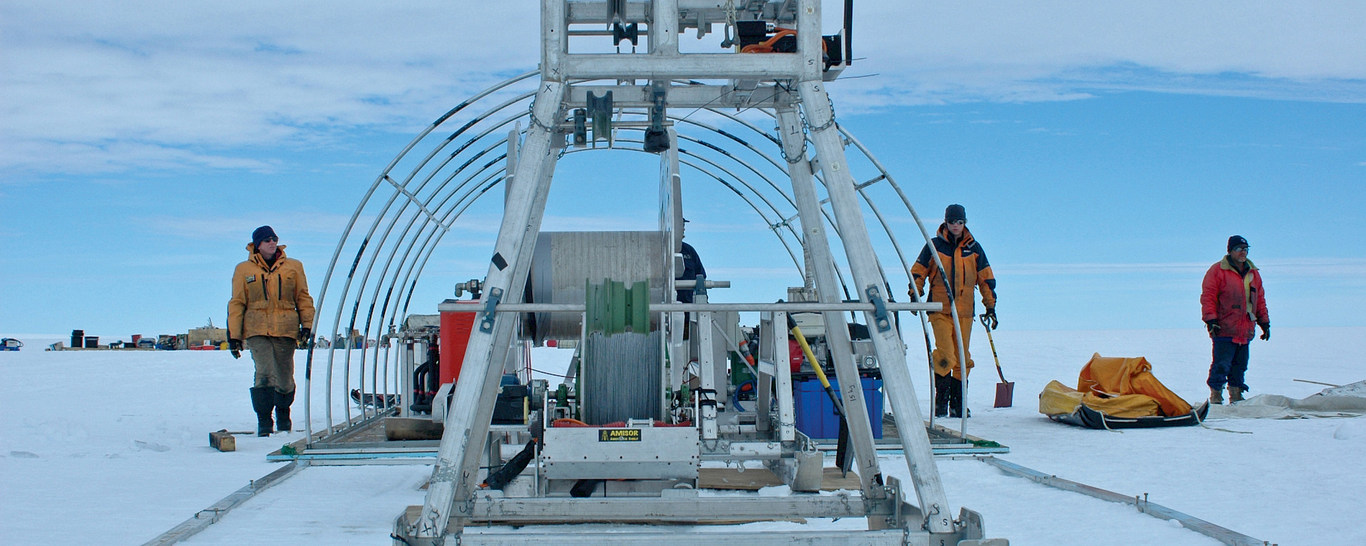 Drilling a borehole through the Amery Ice Shelf
