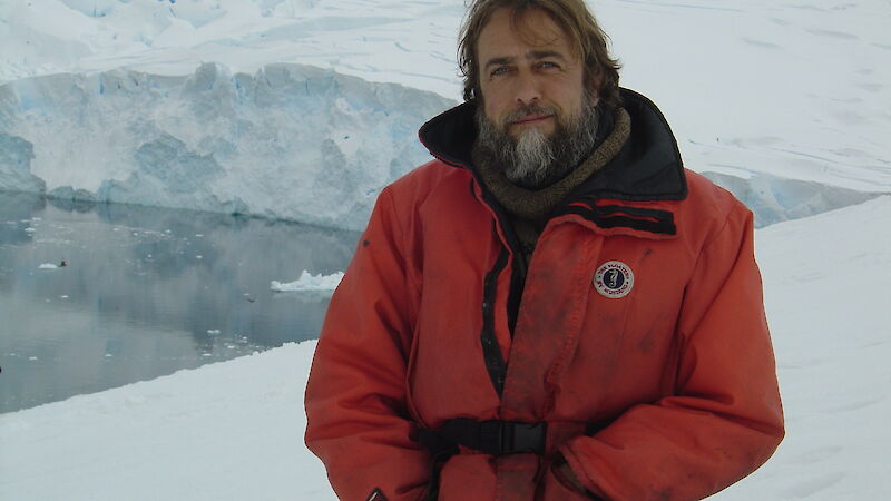 Antarctic Arts Fellow for 2009 Stephen Eastaugh