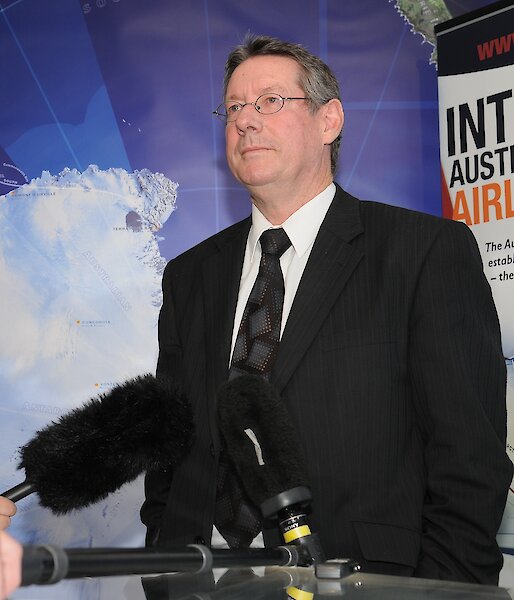 Dr Tony Press (right) conducts his last media interview as Director of the Australian Antarctic Division, with a journalist (left).