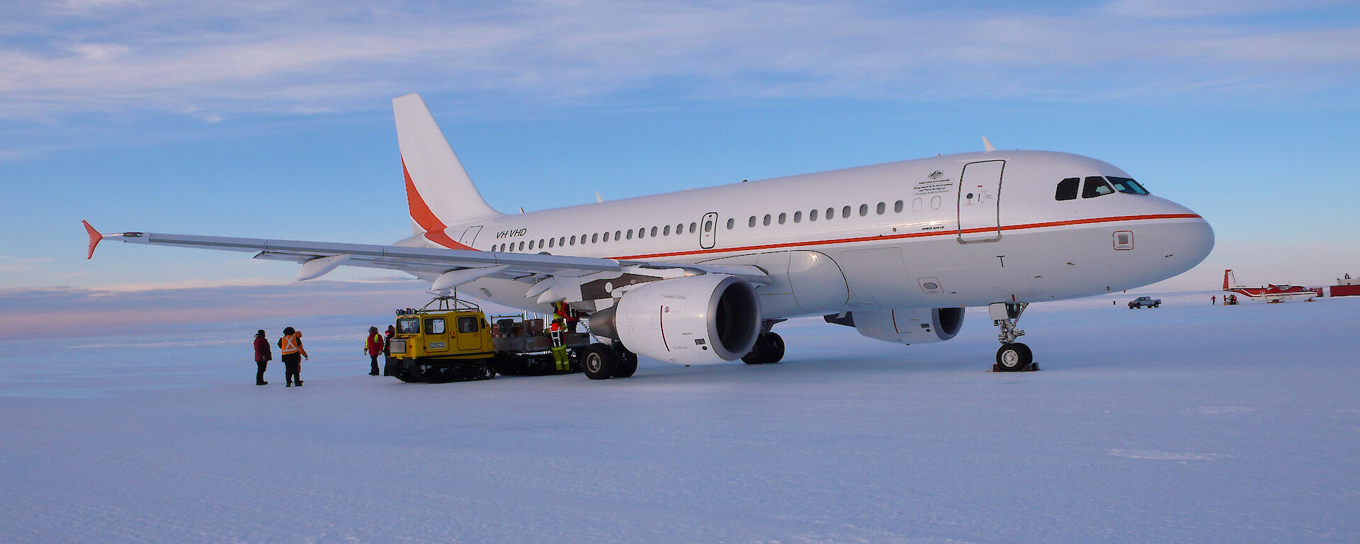 Unloading cargo