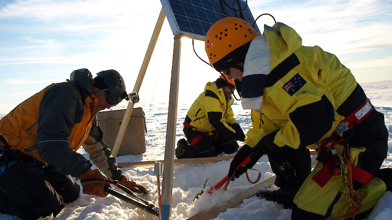 GPS installation on the Sorsdal Glacier, near Australia’s Davis station