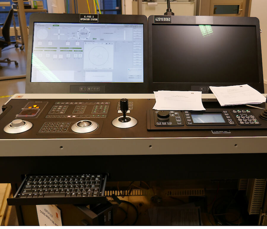 The Dynamic Positioning system console.