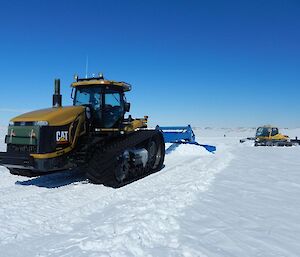 Grooming the skiway