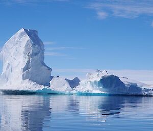 An iceburg that looks like a milk carton