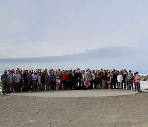 Group shot of 2013/2014 Casey expeditioners