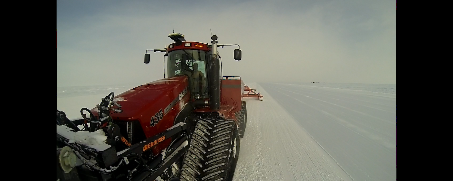 A land plane smoothing off the Casey skiway