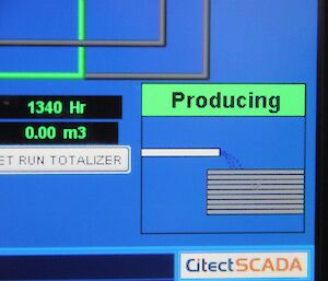 The readout screen shows the Reverse Osmosis machine is running