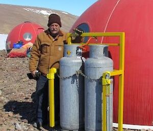 Steve Edwards and gas bottles at Beaver Lake ‘apples'.