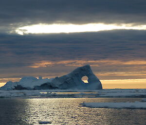 Wonderful sights during the iceberg cruise from Davis